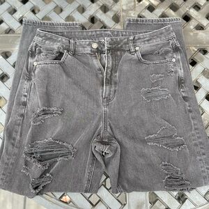 Distressed Gray Denim AE Mom Jean